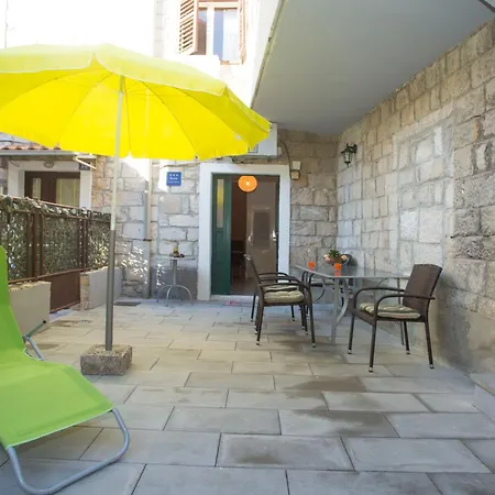 Apartment Zdrav Split