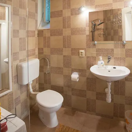 Apartment Zdrav - With Big Terrace *
